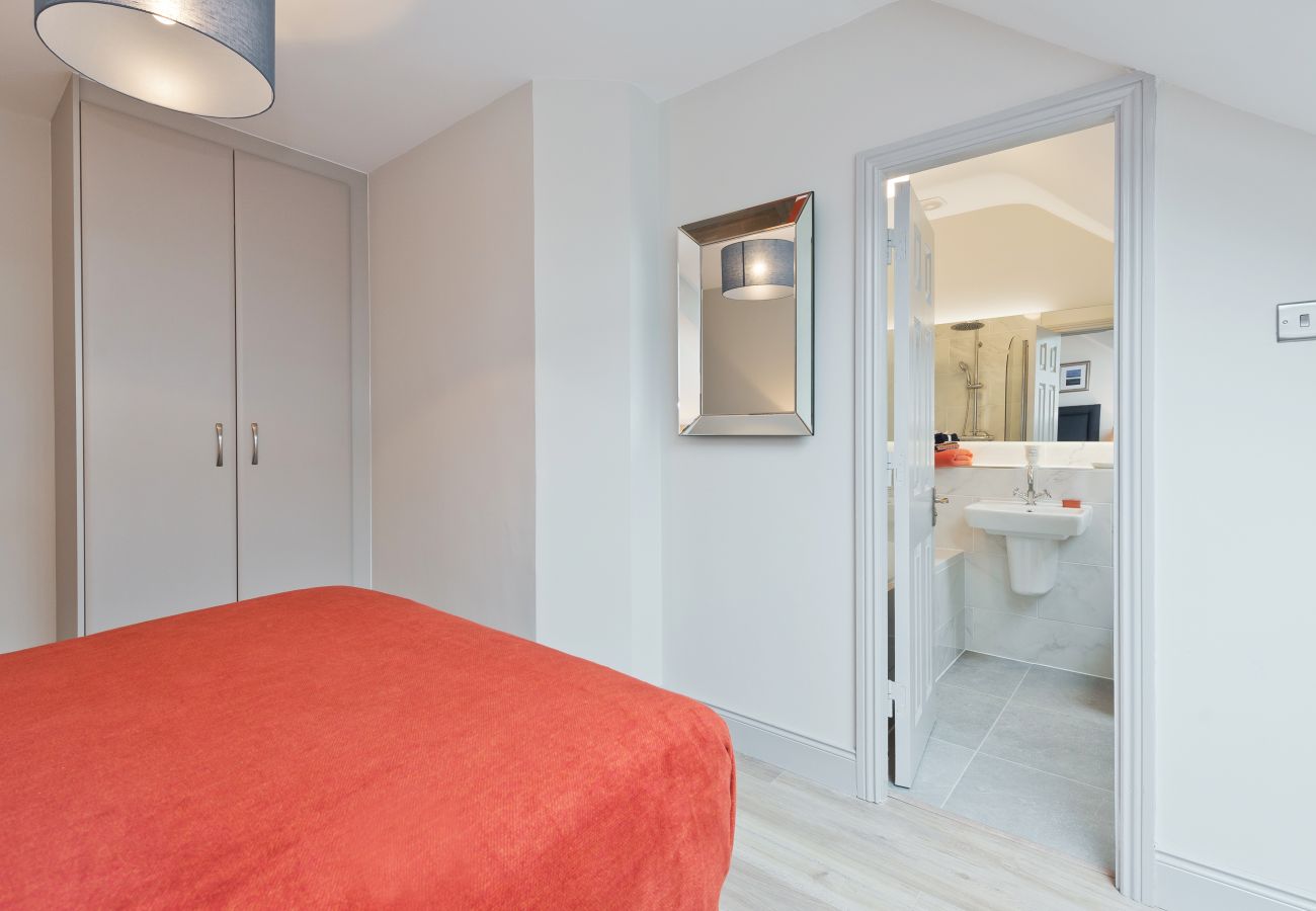 Apartment in Dublin - 3 Bed Luxury