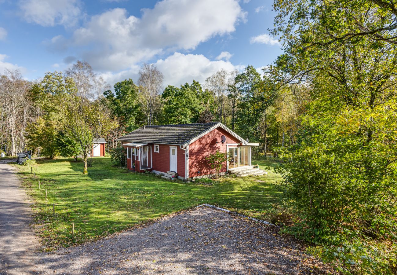 House in Knäred - Holiday house with jacuzzi near nature | SE02021 