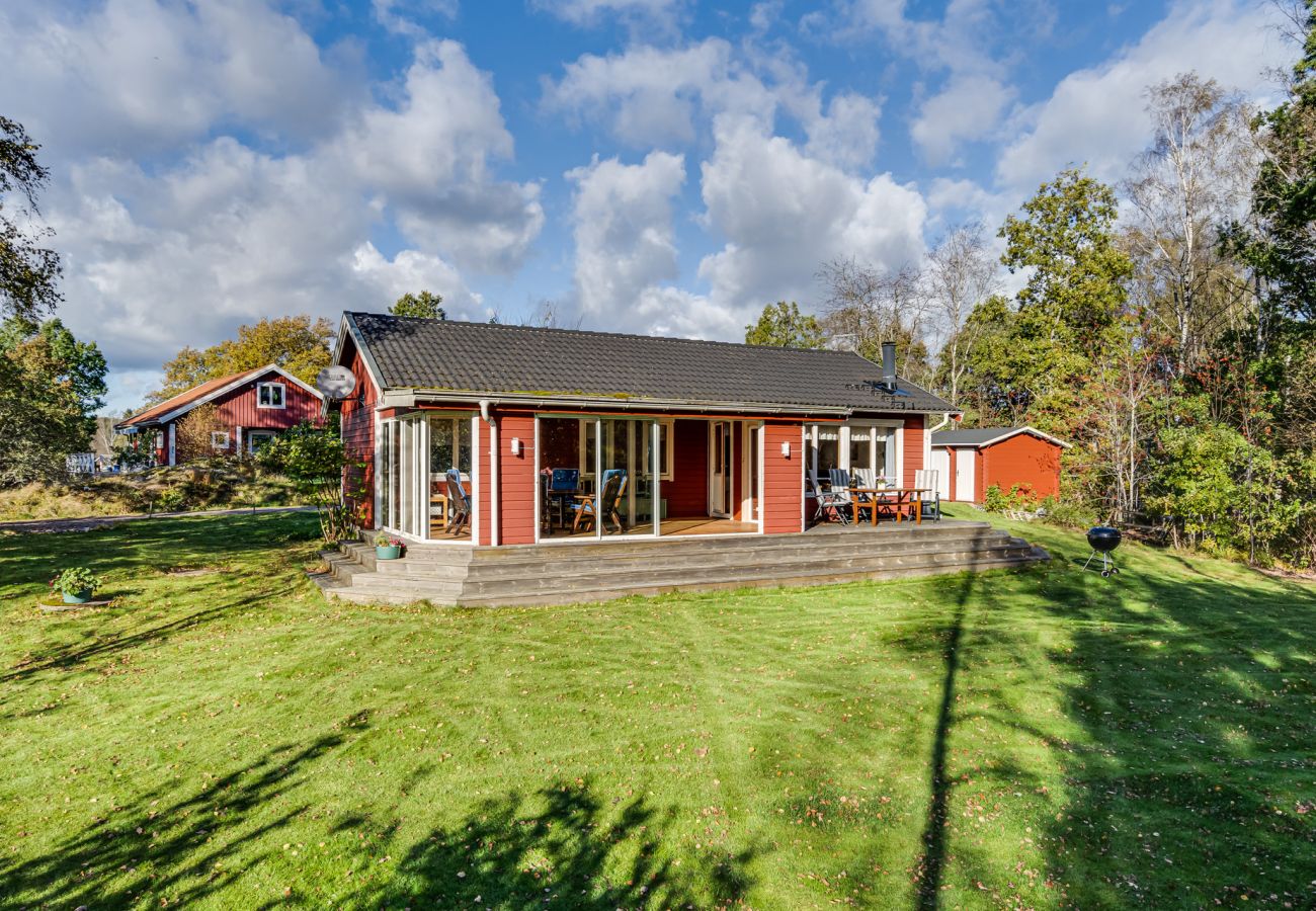 House in Knäred - Holiday house with jacuzzi near nature | SE02021 