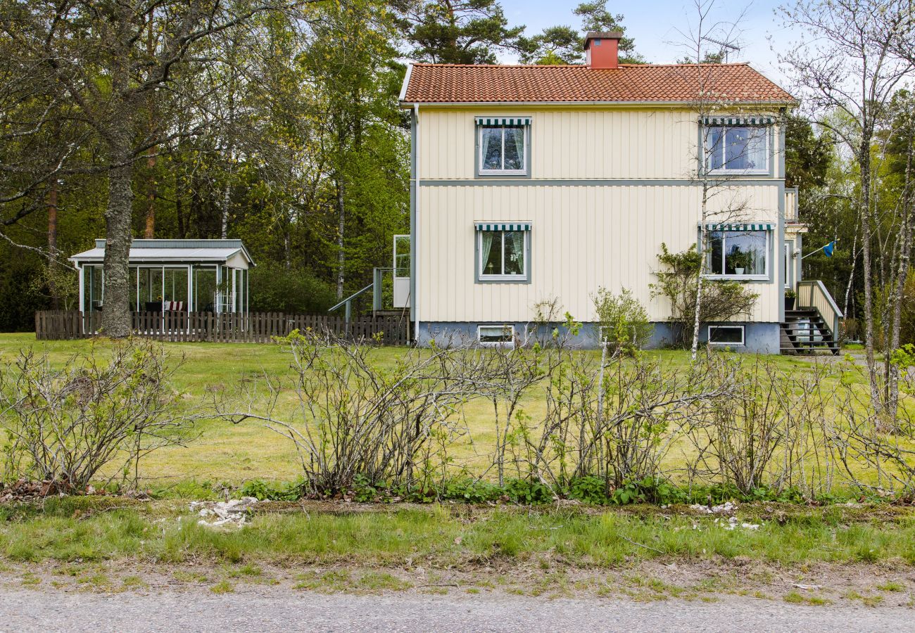 House in Lidhult - Nice holiday home in Grimshult with proximity to Lidhult in Sm&aring;land |SE06009