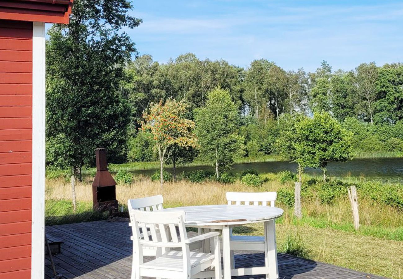 House in Hamneda - Nice cottage with panoramic views of Lake Hängasjön | SE06013