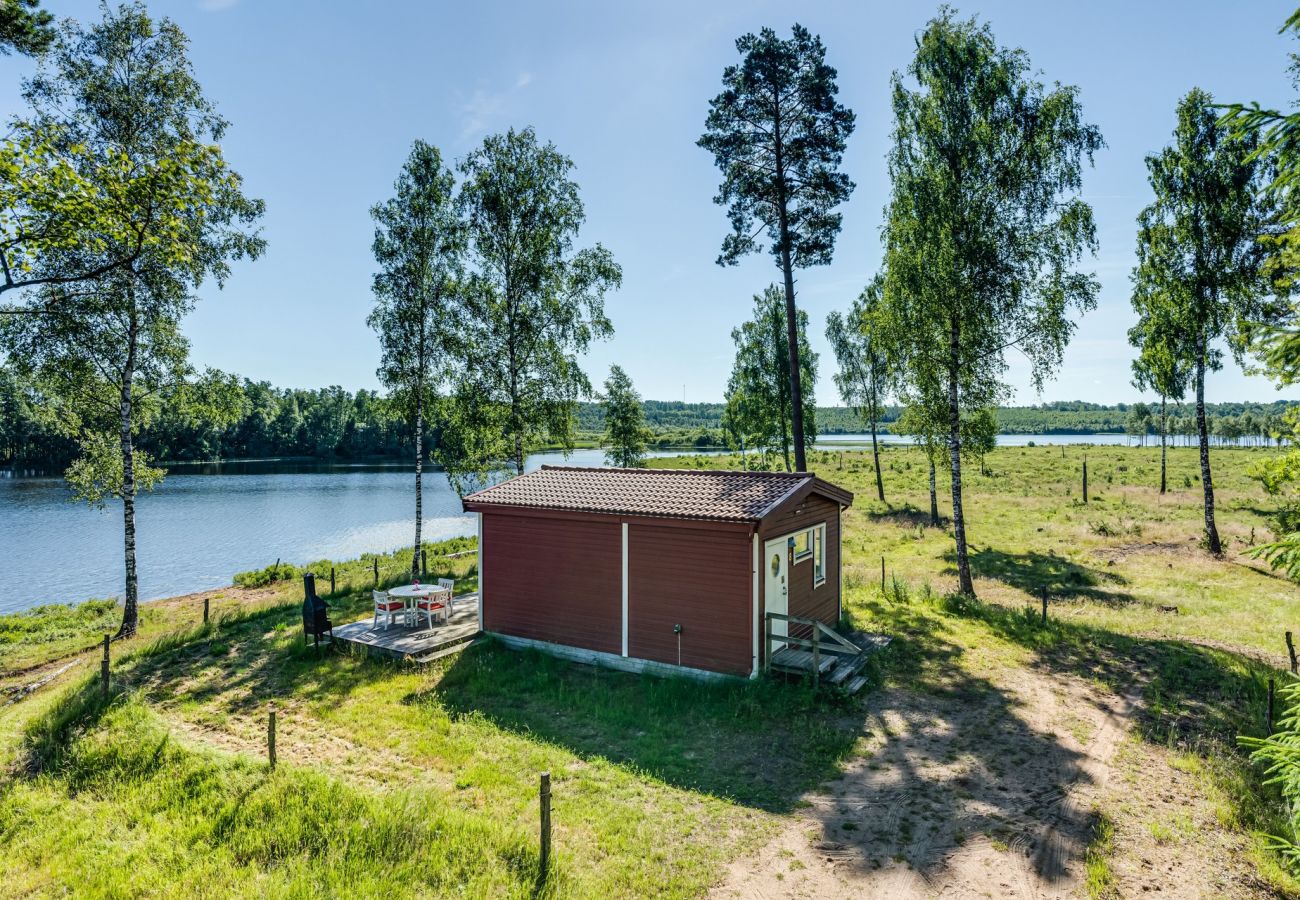 House in Hamneda - Holiday house with a view of Lake Hängasjön | SE06016