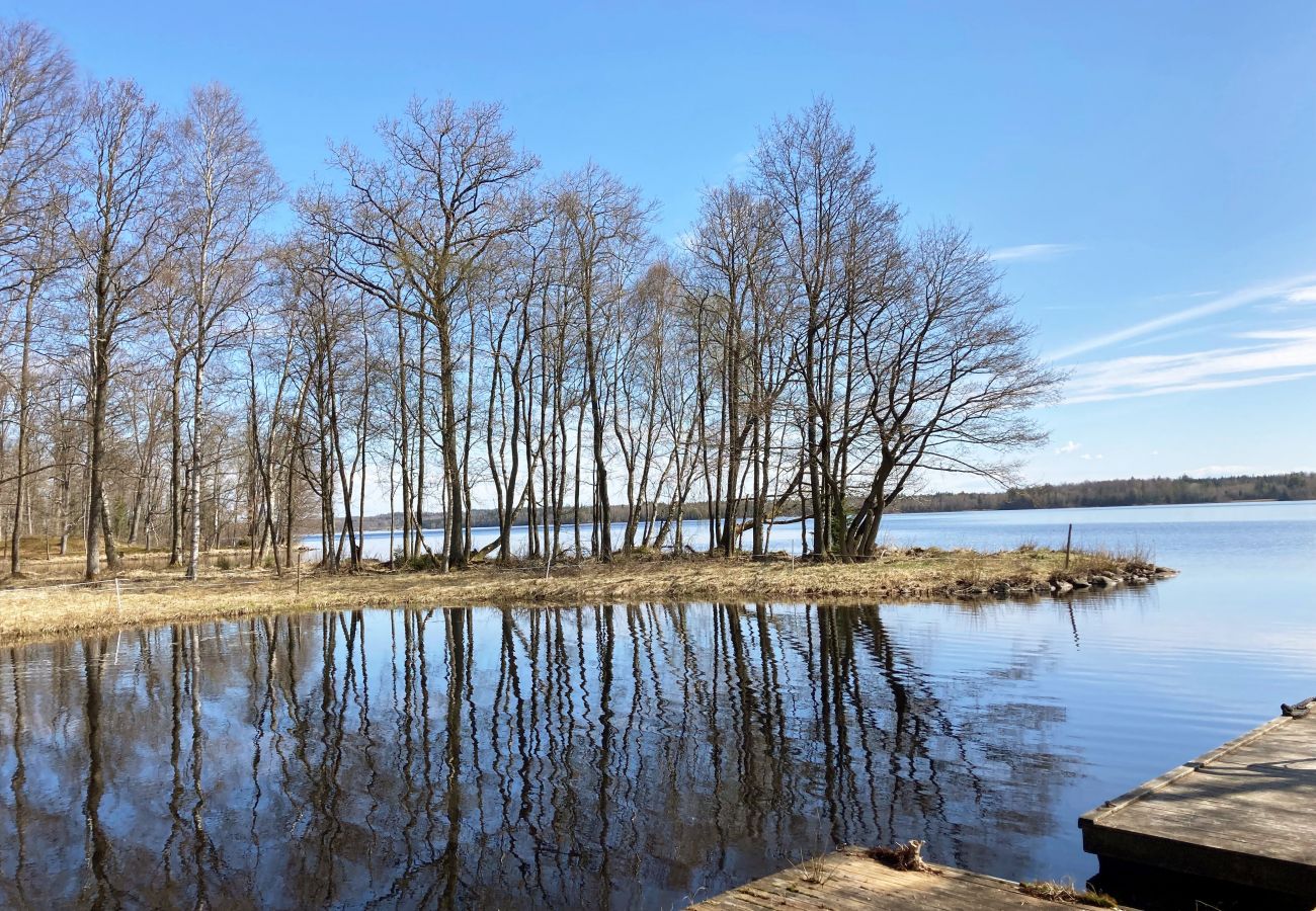 House in Bolmsö - Holiday house with lake view of Bolmen | SE06030