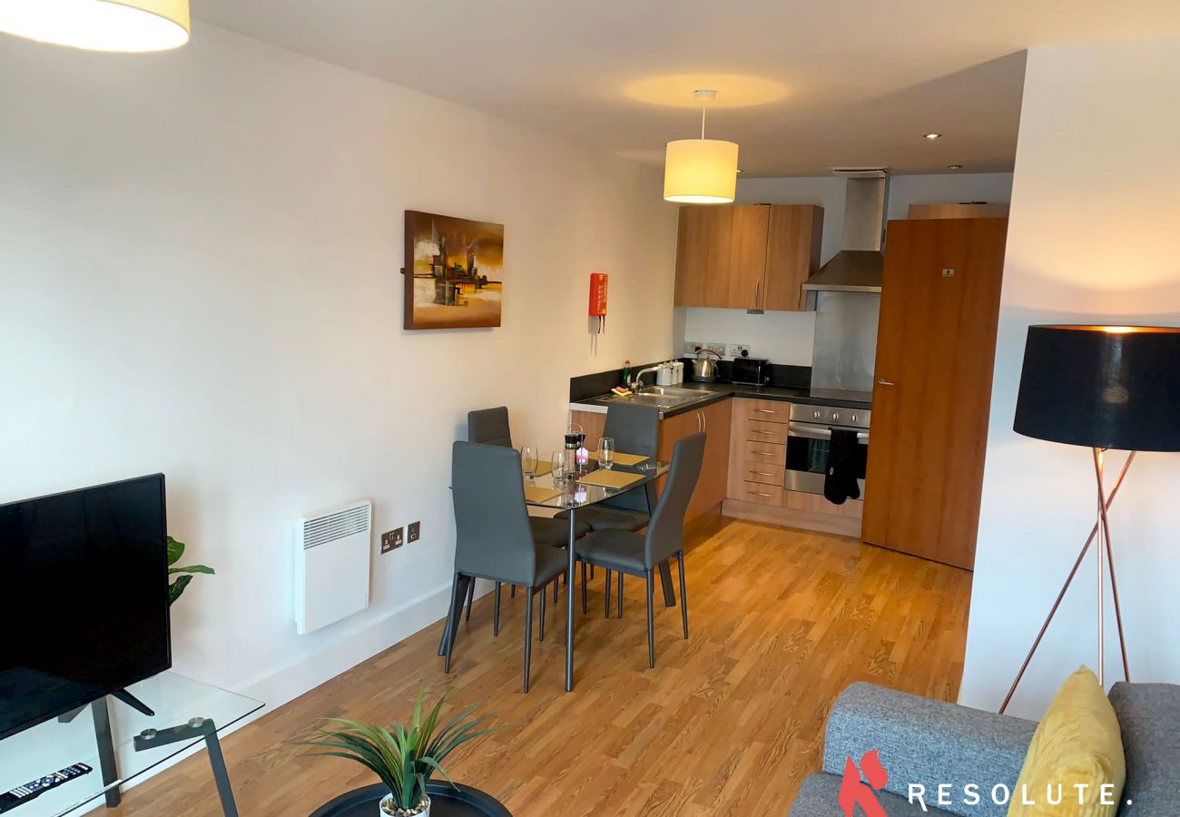 Apartment in Birmingham - ★ Stylish Arcadian Centre - One Bedroom - Large Balcony - Bullring Shopping