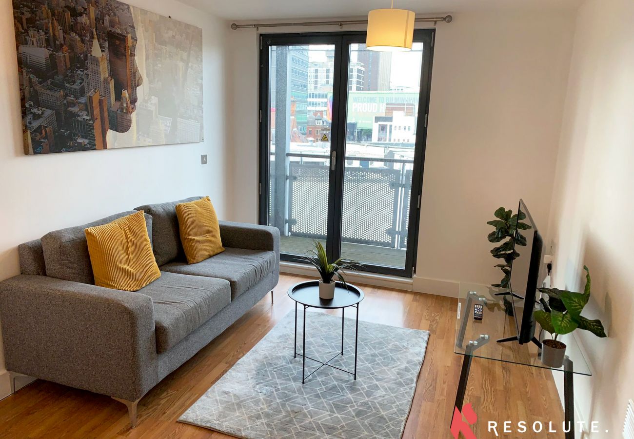 Apartment in Birmingham - ★ Stylish Arcadian Centre - One Bedroom - Large Balcony - Bullring Shopping