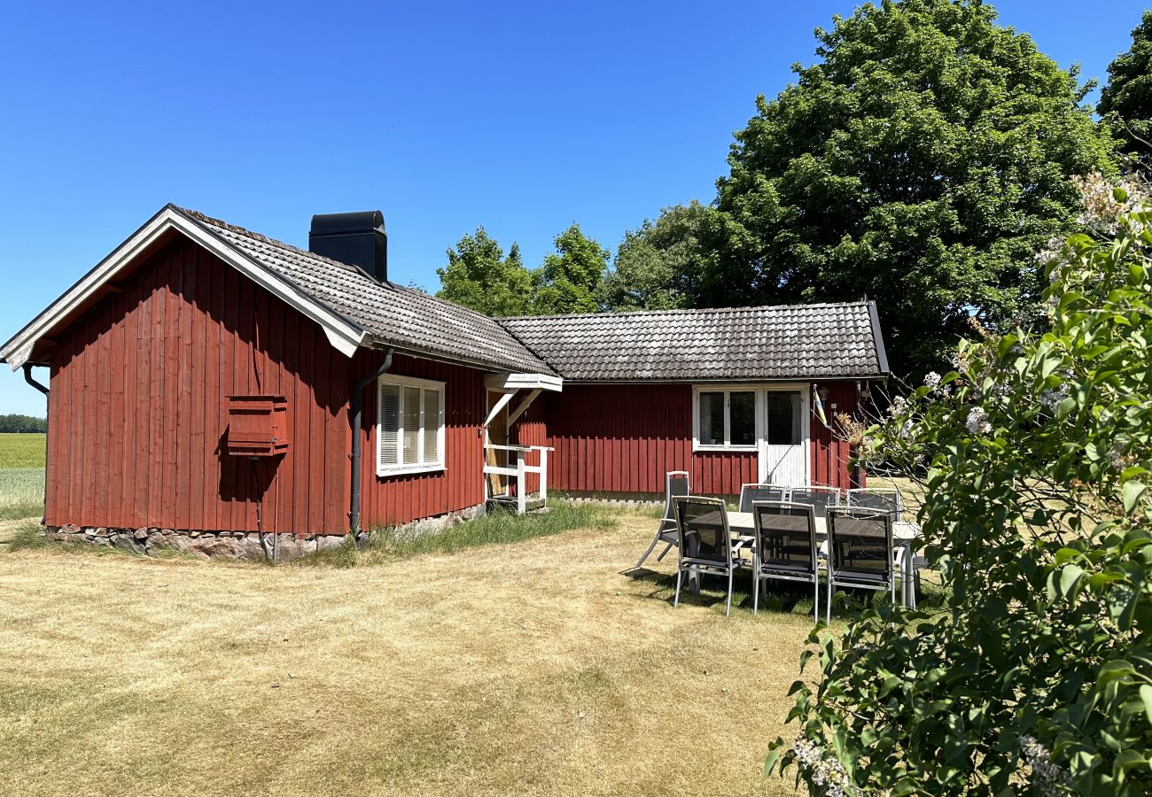 House in Mellerud - Cottage on the Dalboslätten near Lake Vänern |SE17011