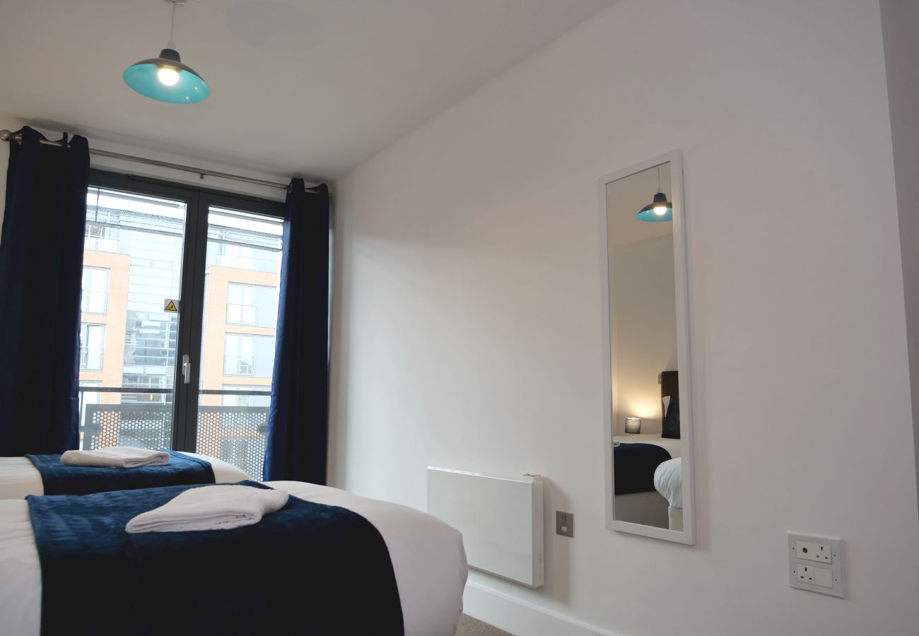 Apartment in Birmingham - ★ Arcadian Centre - Deluxe 2 Bed - Balcony 