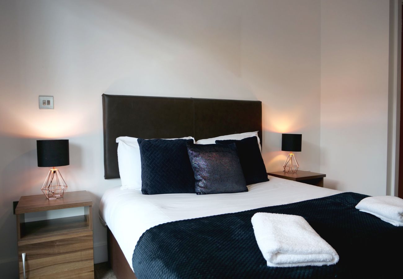 Apartment in Birmingham - ★ Arcadian Centre - Deluxe 2 Bed - Balcony 