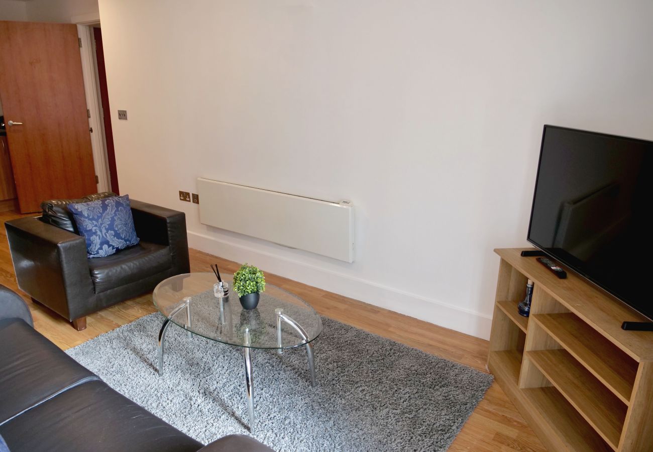 Apartment in Birmingham - ★ Arcadian Centre - Deluxe 2 Bed - Balcony 