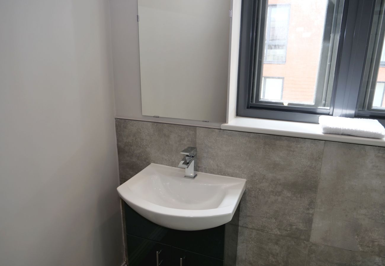 Apartment in Birmingham - ★ Silver Forge - Lux 2 Bed - 2x En Suite - Siena Suite - City Centre