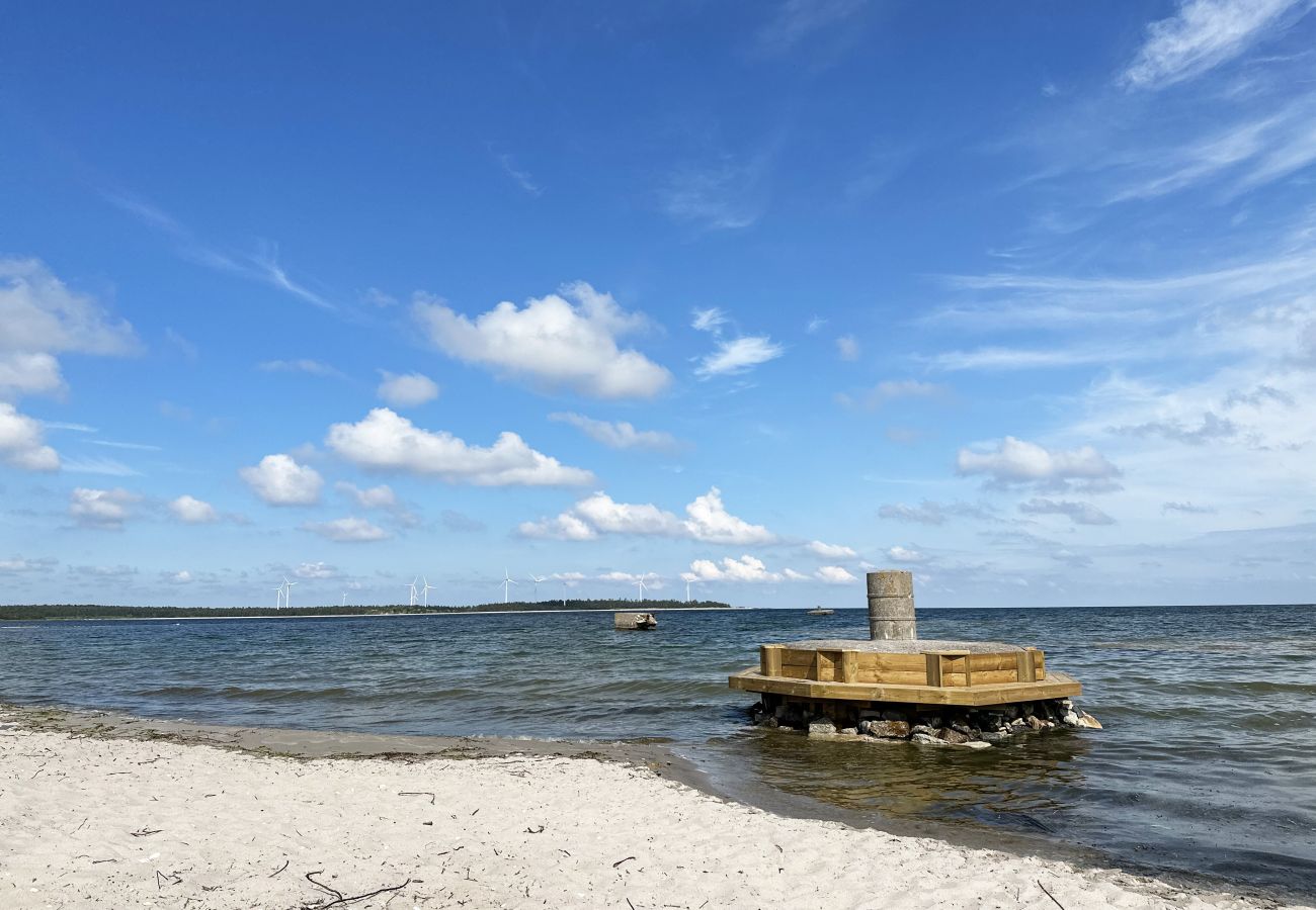 Apartment in Lärbro - Cozy cottage on Gotland with sauna near salty baths | SE12017