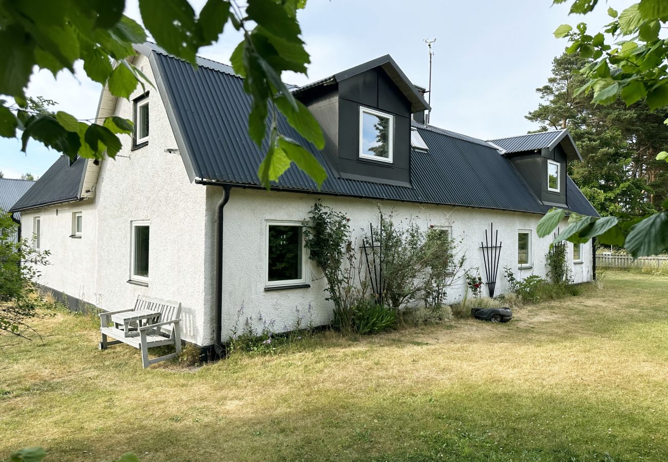 House in Visby - Spacious holiday home, Visby and Tofta | SE12019