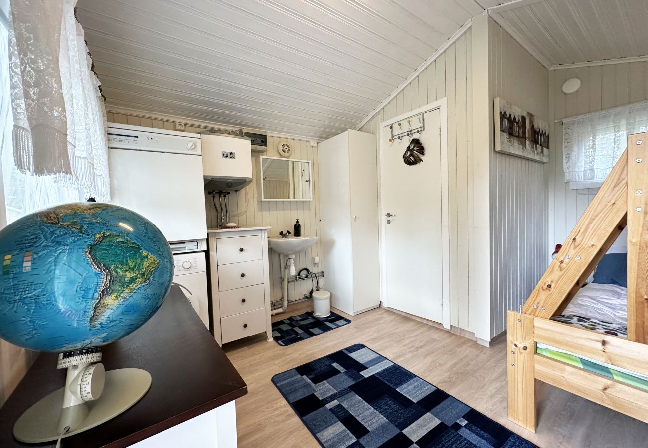 House in Tanumshede - Cozy holiday home at Raftötången | SE09041