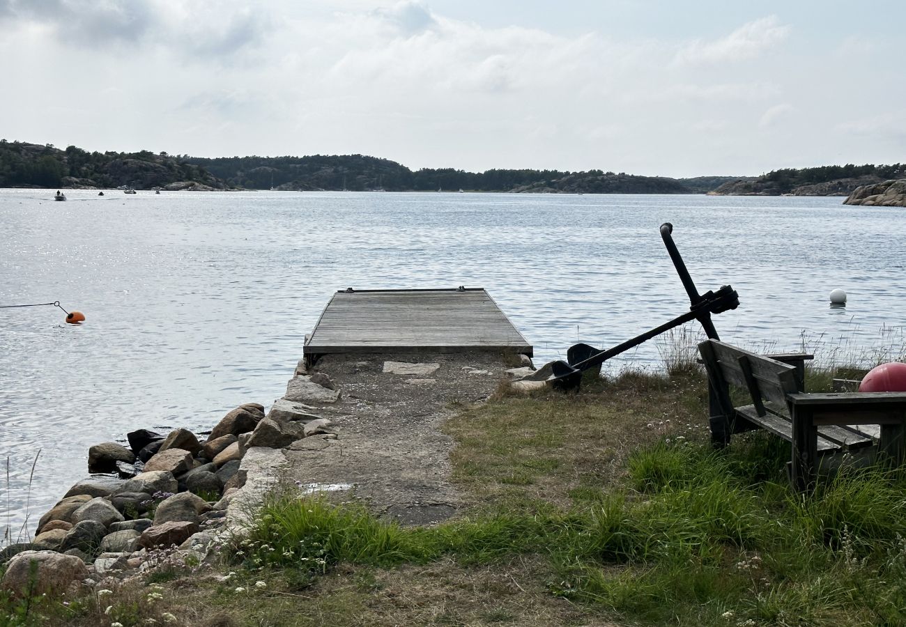 House in Tanumshede - Cozy holiday home at Raftötången | SE09041