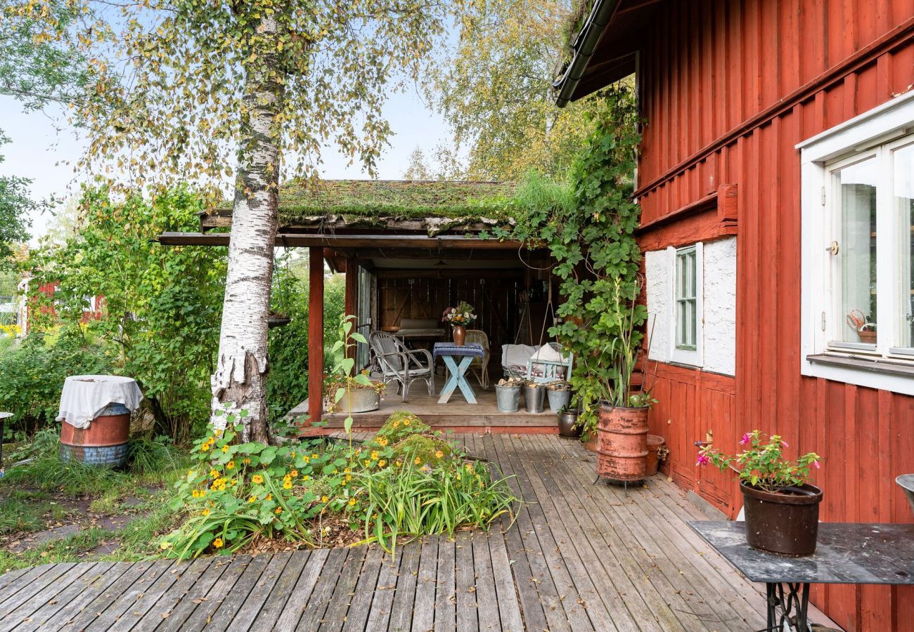 House in Kungsgården - Charming holiday home in Kungsgården, Gästrikland | SE20007